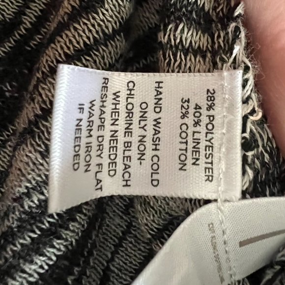 NWOT! Loft Black & White Tank Sweater w/Sequins - Medium - Picture 5 of 5